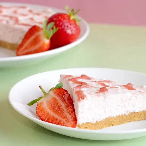 Strawberry Crunch - Cheesecake Style Dessert